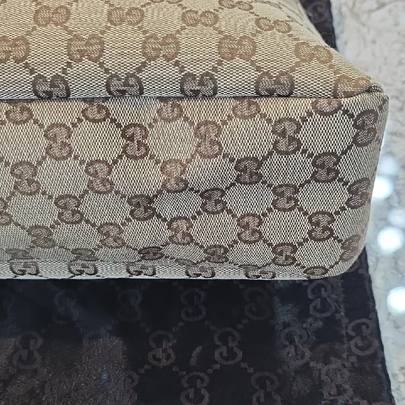 Gucci Beige and Dark Brown Shoulder Bag - Picture 4 of 17